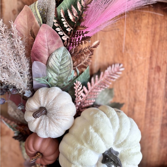 Handmade Wreath - Picture 6 of 8